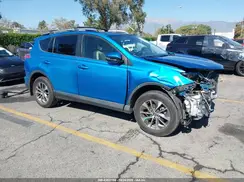 JTMRJREV8JD168329 2018 TOYOTA RAV 4