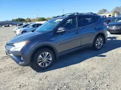 JTMRJREV8JD168993 2018 TOYOTA RAV 4