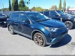 JTMRJREV8JD188760 2018 TOYOTA RAV 4