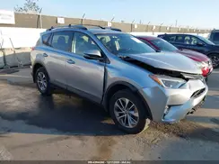JTMRJREV8JD189956 2018 TOYOTA RAV 4