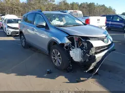 JTMRJREV8JD206593 2018 TOYOTA RAV 4