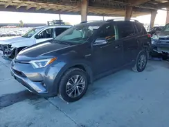 JTMRJREV8JD251260 2018 TOYOTA RAV 4