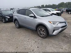 JTMRJREV8JD257639 2018 TOYOTA RAV 4