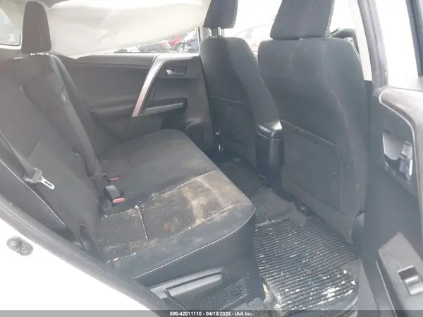 JTMRJREV9GD013779 2016 TOYOTA RAV 4 - Image 8