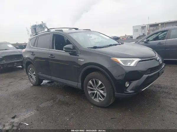 JTMRJREV9GD044904 2016 TOYOTA RAV 4 - Image 1