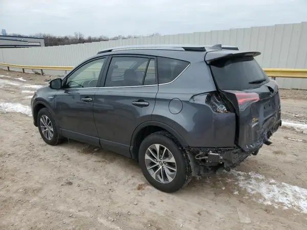 JTMRJREV9HD086622 2017 TOYOTA RAV 4 - Image 2