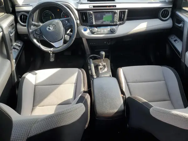 JTMRJREV9HD091397 2017 TOYOTA RAV 4 - Image 8