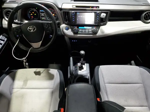 JTMRJREV9HD106836 2017 TOYOTA RAV 4 - Image 8