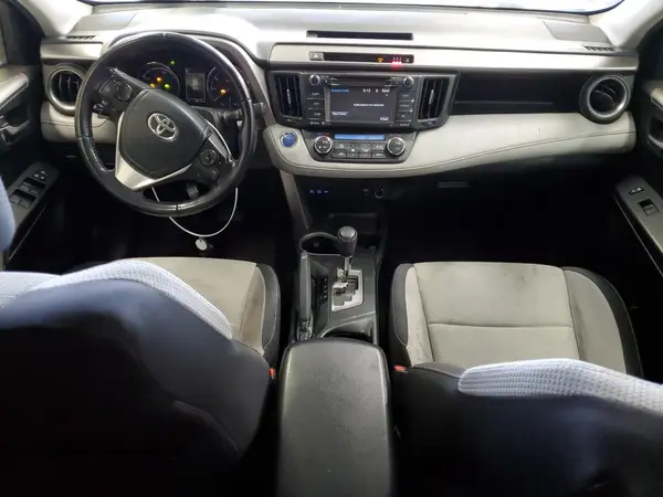 JTMRJREV9HD124351 2017 TOYOTA RAV 4 - Image 8