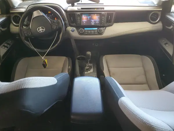 JTMRJREV9JD198679 2018 TOYOTA RAV 4 - Image 8