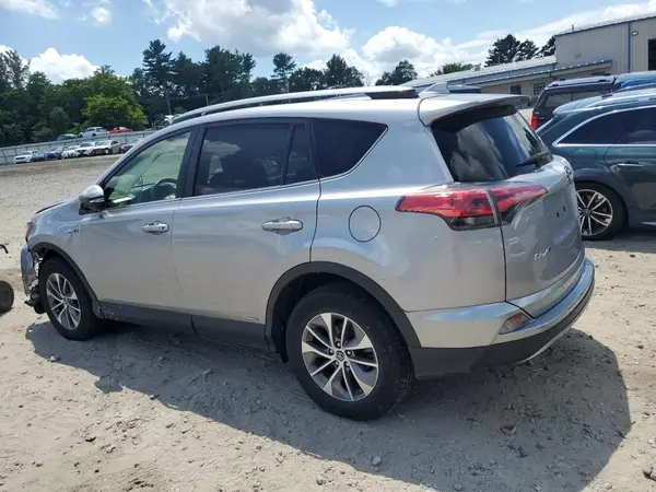 JTMRJREV9JD221801 2018 TOYOTA RAV 4 - Image 2