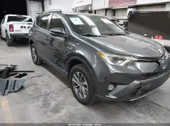 JTMRJREV9JD237030 2018 TOYOTA RAV 4