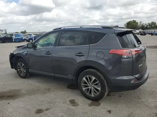 JTMRJREV9JD239456 2018 TOYOTA RAV 4 - Image 2