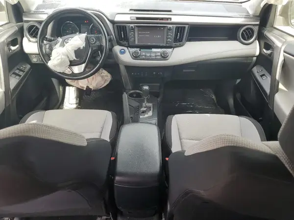 JTMRJREV9JD239456 2018 TOYOTA RAV 4 - Image 8