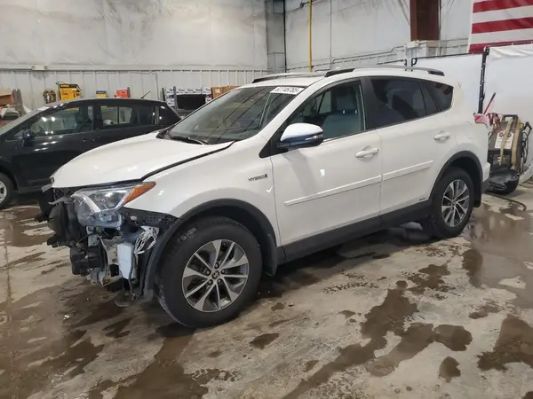 JTMRJREVXHD061535 2017 TOYOTA RAV 4 - Image 1