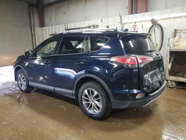 JTMRJREVXHD071885 2017 TOYOTA RAV 4 - Image 2