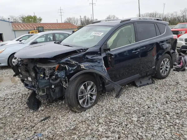 JTMRJREVXHD114105 2017 TOYOTA RAV 4 - Image 1