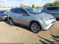 JTMRJREVXHD120888 2017 TOYOTA RAV 4