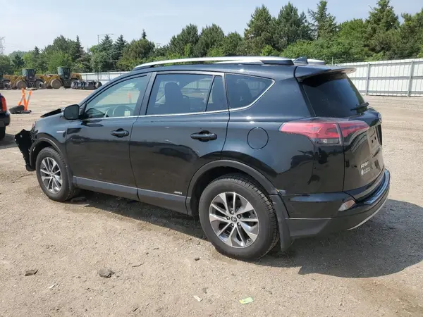 JTMRJREVXHD130109 2017 TOYOTA RAV 4 - Image 2