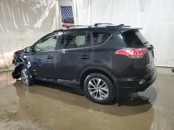 JTMRJREVXJD158059 2018 TOYOTA RAV 4 - Image 2