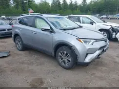 JTMRJREVXJD203355 2018 TOYOTA RAV 4