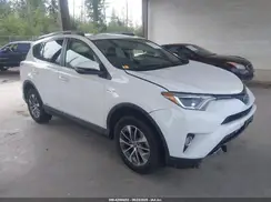 JTMRJREVXJD215845 2018 TOYOTA RAV 4