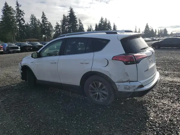 JTMRJREVXJD220012 2018 TOYOTA RAV 4 - Image 2