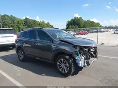 JTMRJREVXJD235500 2018 TOYOTA RAV 4