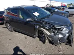 JTMRJREVXJD246237 2018 TOYOTA RAV 4