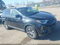 JTMRJREVXJD256573 2018 TOYOTA RAV 4