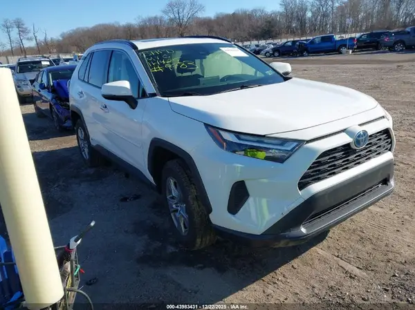 JTMRWRFV1ND159042 2022 TOYOTA RAV 4 - Image 1