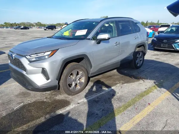 JTMRWRFV1RJ060342 2024 TOYOTA RAV 4 - Image 2