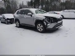 JTMRWRFV2KD028438 2019 TOYOTA RAV 4
