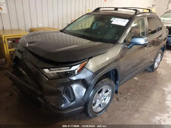 JTMRWRFV2RJ059670 2024 TOYOTA RAV 4 - Image 2