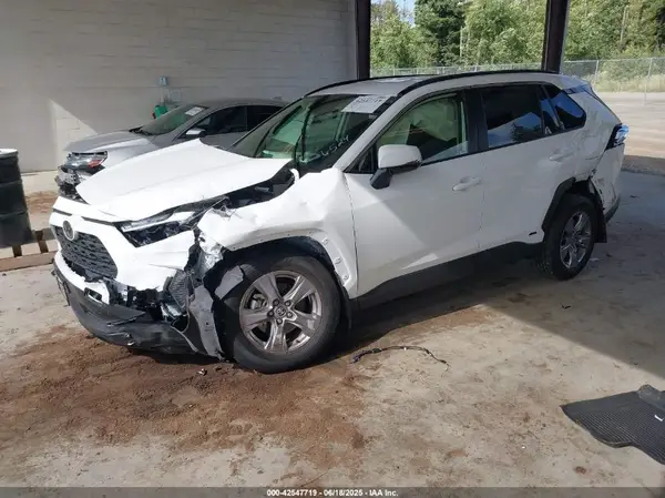 JTMRWRFV2SD286524 2025 TOYOTA RAV 4 - Image 2