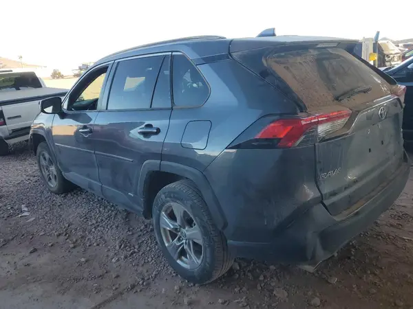 JTMRWRFV3ND147216 2022 TOYOTA RAV 4 - Image 2