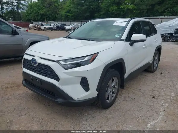 JTMRWRFV3NJ055556 2022 TOYOTA RAV 4 - Image 2