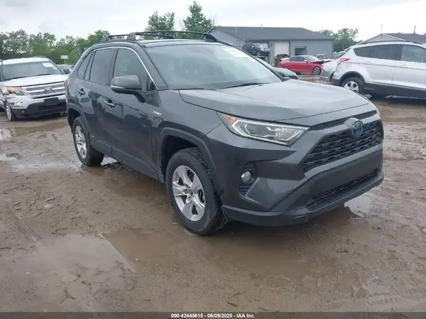 JTMRWRFV4KD024004 2019 TOYOTA RAV 4 - Image 1