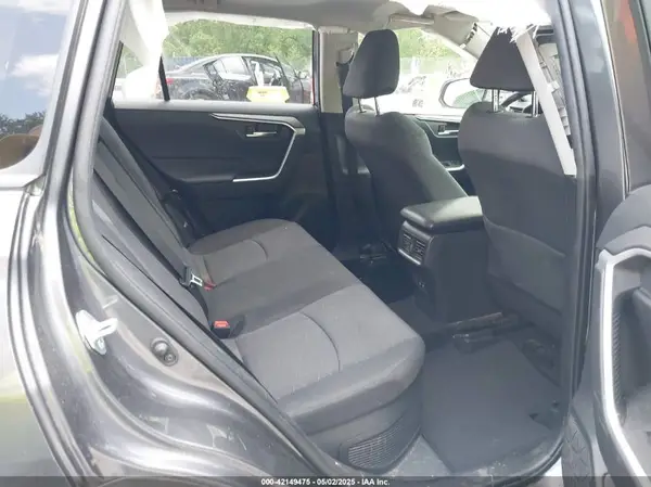 JTMRWRFV4KD034399 2019 TOYOTA RAV 4 - Image 8