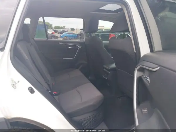 JTMRWRFV4ND566482 2022 TOYOTA RAV 4 - Image 8