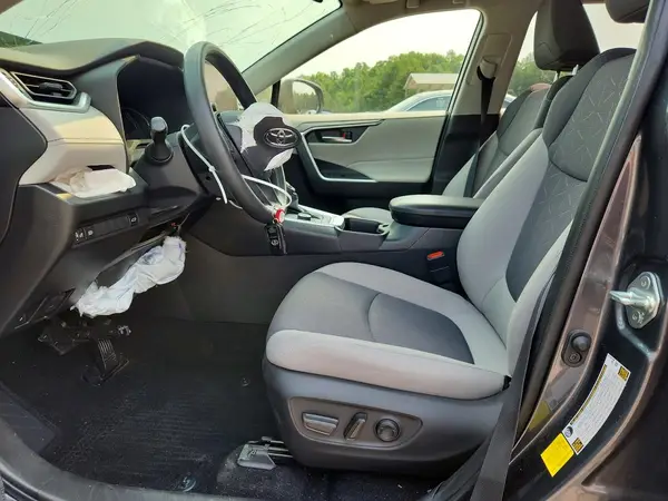 2023 TOYOTA RAV 4 auction photo 7