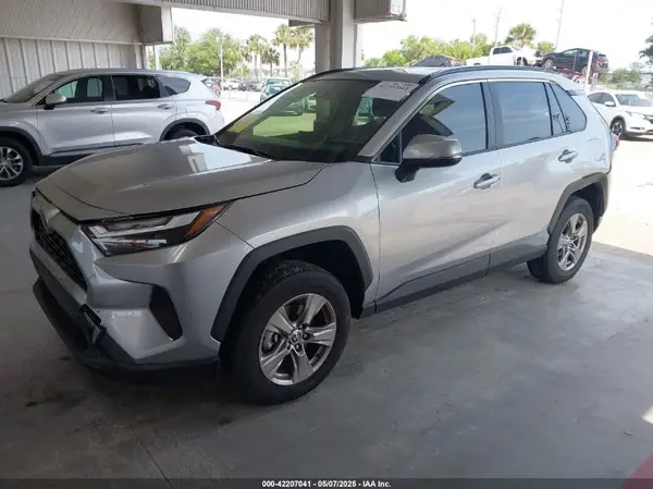 JTMRWRFV5SJ063802 2025 TOYOTA RAV 4 - Image 2