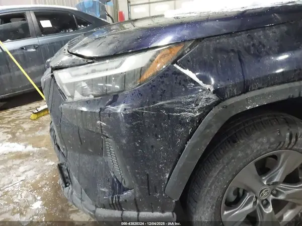 2022 TOYOTA RAV 4 auction photo 6