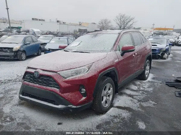 JTMRWRFV8MD123198 2021 TOYOTA RAV 4 - Image 2