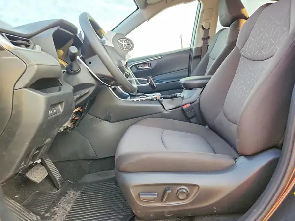 2025 TOYOTA RAV 4 COPART lot 68599426 auction photo 7