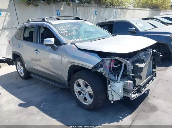 JTMRWRFVXKD025657 2019 TOYOTA RAV 4 - Image 1