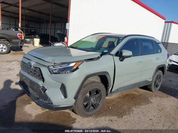 JTMRWRFVXND144670 2022 TOYOTA RAV 4 - Image 2