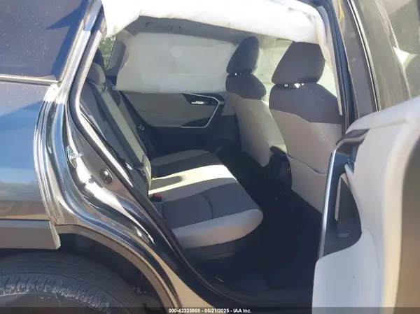 JTMRWRFVXND162537 2022 TOYOTA RAV 4 - Image 8