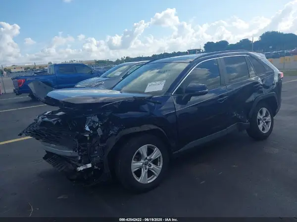 JTMW1RFV0KD502114 2019 TOYOTA RAV 4 - Image 2