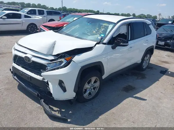 JTMW1RFV2MD063839 2021 TOYOTA RAV 4 - Image 2